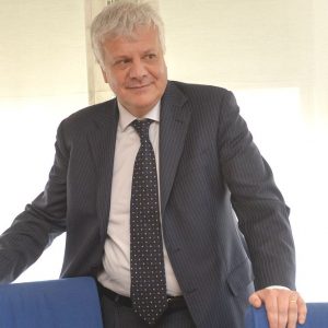 Ministrul Mediului Galletti: „Incendii, mare, climă: nu există întoarcere”