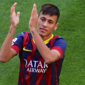 Neymar ke PSG seharga 222 juta: rekor bersejarah