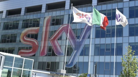 Sky Italia-sindicatos, pule o acordo: rumo a 102 demissões