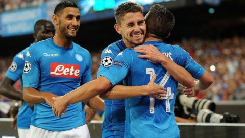 Champions, preliminari: Napoli-Nizza 2-0