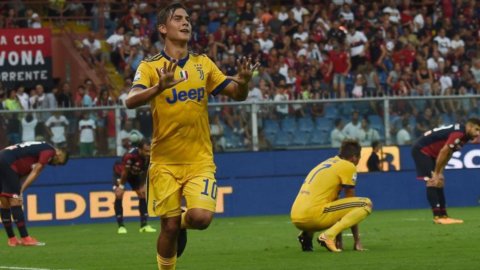 Juve, Dybala show affonda il Genoa. Napoli alla prova dell’Atalanta