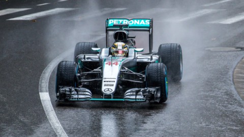 GP Monza: Hamilton in pole, Vettel sesto