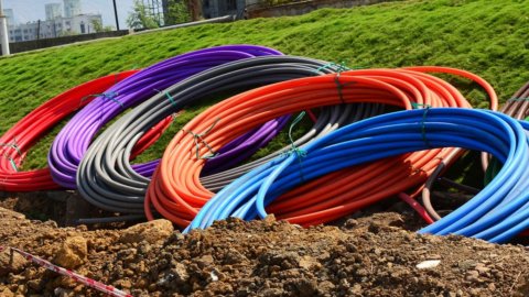 Tim et Utilitalia, accord-cadre pour la fibre optique